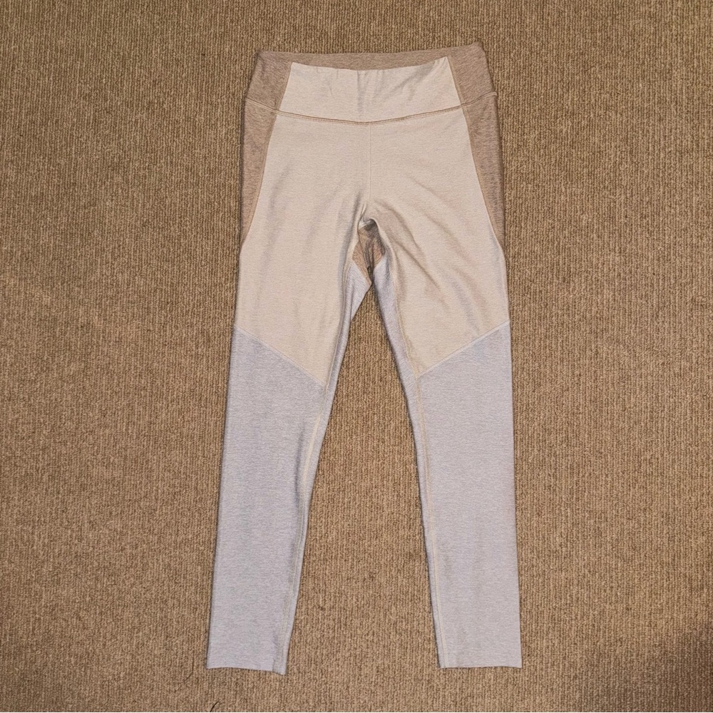 Outdoor voices leggings - medium
